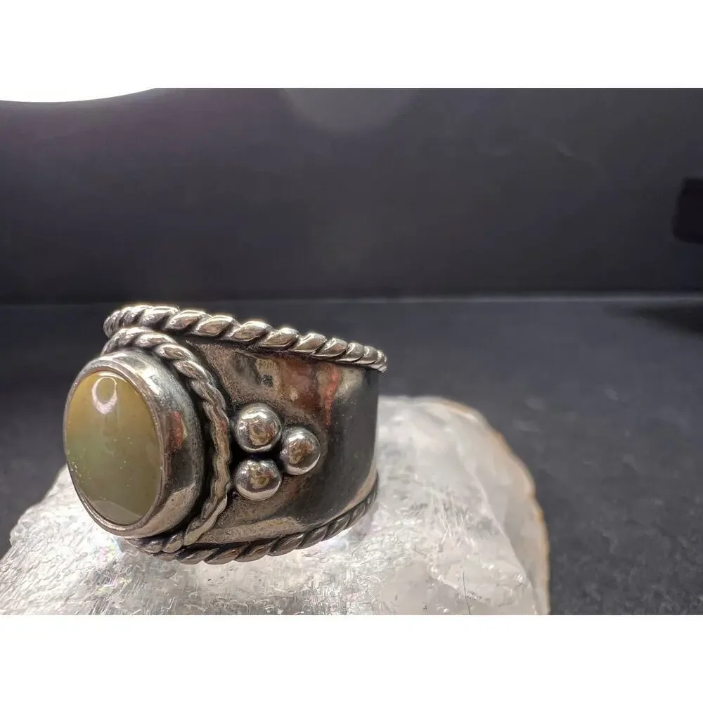 Vintage Sterling Silver Size 6 Ring | Artisan Style Green Cabochon Band